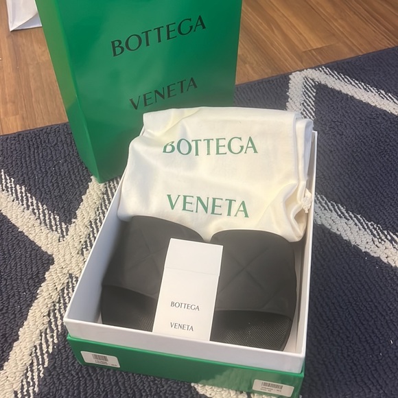 Bottega Veneta Slides - Picture 2 of 4